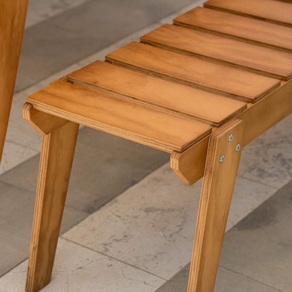 Gartenset Elena aus Holz in Teak Farbe, Tisch (160x80) und 2 Bänke mit drei Plätzen Detailbild 3