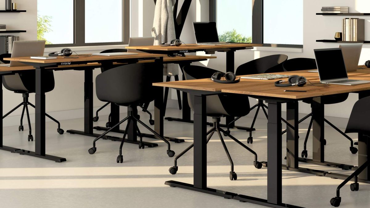 Verstelbaar Bureau Clara 140x80 Rustiek Eiken met Zwarte Poten set afbeelding 1