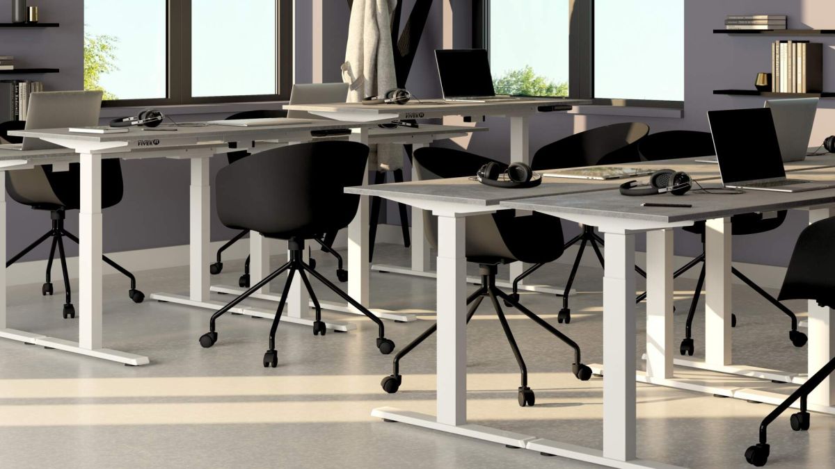 Verstelbaar Bureau Clara 160x60 Grijs Beton met Witte Poten set afbeelding 1