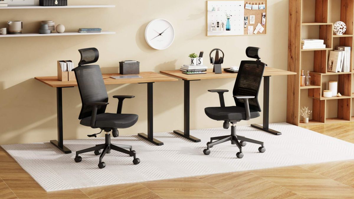 Bureau Clara 140x60 rustiek eiken met zwarte Poten set afbeelding 1