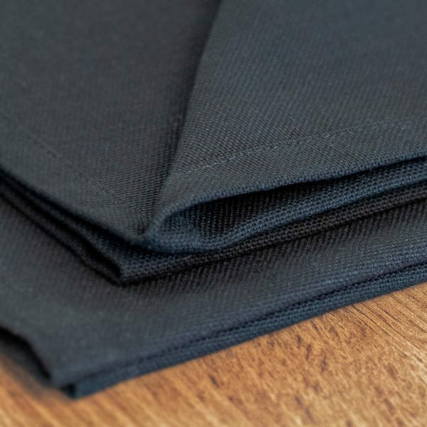 Gioele Cotton table runner 17.71 x 86.61 in, Black detail image 1